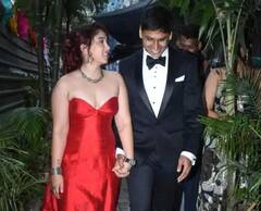Ira Khan's Engagement: આમિર ખાનની દીકરી Ira Khanએ તેના બોયફ્રેન્ડ Nupur Shikhare સાથે કરી સગાઇ, આ લૂકમાં જોવા મળ્યો આમિર