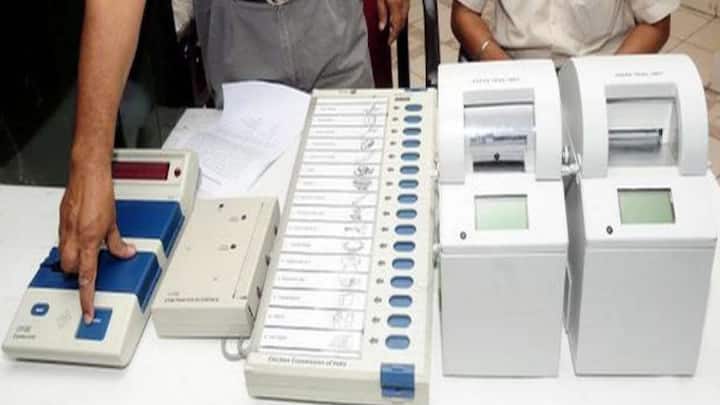 या ईव्हीएमचे स्कॅनिंग केलं जाणार आहे.