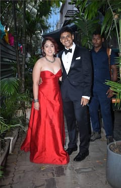 Ira Khan's Engagement: রিনা থেকে কিরণ, ইরার বাগদানে উপস্থিত আমির খানের দুই প্রাক্তন স্ত্রী