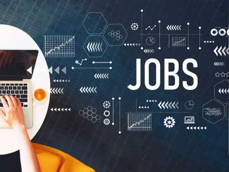 cris recruitment 2022 cris jobs 2022 cris vacancy 2022 Marathi News CRIS Jobs 2022: ग्रॅज्युएट आहात? मग ही संधी सोडू नका, प्रतिमाह 48 हजार मिळवण्याची संधी