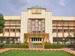 मध्य प्रदेश: कुलपति की नियुक्ति पर क्यों मचा है बवाल, बीजेपी के इस नेता से है रिश्ता