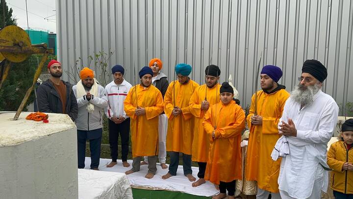 ਵਿਕਰਮਜੀਤ ਸਿੰਘ ਹੋਰਾਂ ਵੀ ਗੁਰੁ ਨਾਨਕ ਪਾਤਸ਼ਾਹ ਸਾਹਿਬ ਦੇ ਪ੍ਰਕਾਸ਼ ਉਤਸਵ ਦੇ ਸਬੰਧ ਵਿੱਚ ਆਪਣੇ ਵਿਚਾਰ ਸੰਗਤਾਂ ਨਾਲ ਸਾਝੇ ਕੀਤੇ