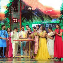 'శతమానంభవతి' సీరియల్ 500వ ఎపిసోడ్ వేడుకల్లో నటుల సందడి