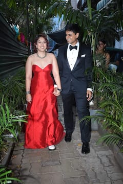 Ira Khan Engagement : आमिर ख़ान की बेटी Ira Khan की हुई सगाई, ब्वॉयफ्रेंड नुपुर शिखरे का हाथ थामे दिखीं मिस्टर परफेक्शनिस्ट की लाडली