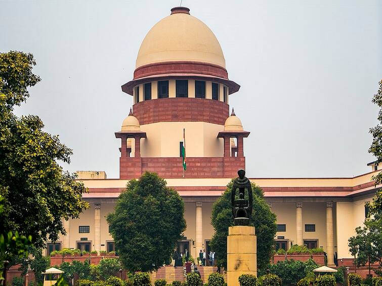 supreme court sets aside kerala high court order granting anticipatory bail to four persons in connection with 1994 isro espionage case scientist nambi narayanan इस्रो हेरगिरी प्रकरण; सुप्रीम कोर्टाकडून केरळ उच्च न्यायालयाच्या निर्णयाला स्थगिती, चार आठवड्यांची दिली वेळ