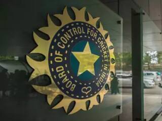 BCCI: இந்திய கிரிக்கெட் தேர்வுக்குழு கூண்டோடு நீக்கம் - பி.சி.சி.ஐ. அதிரடி...! என்ன காரணம்..?