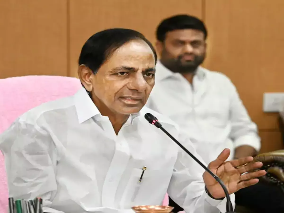 Telangana CM KCR Directs Officials To Relaunch Kanti Velugu Scheme In January Telangana CM KCR Directs Officials To Relaunch Kanti Velugu Scheme In January