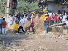 गुरुग्राम: अहीर रेजिमेंट बनाने की मांग को लेकर प्रदर्शन के दौरान पथराव, पुलिस ने किया लाठीचार्ज