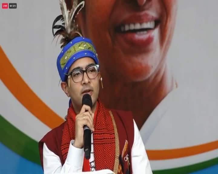 বৃহস্পতিবার রাজ্য নেতৃত্বের সঙ্গে বৈঠক করবেন অভিষেক। ত্রিপুরার পুর নির্বাচনেও অংশ নিয়েছিল তৃণমূল।