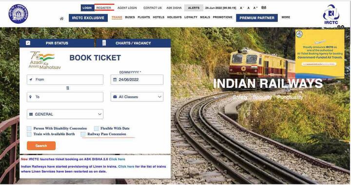भारतीय रेल्वे आणि IRCTC च्या वेबसाईटवर रद्द केलेल्या, फेरनिवडलेल्या आणि वळवलेल्या ट्रेन्सची माहिती दिली आहे. कोणत्याही ट्रेनची खरी स्थिती जाणून घेण्यासाठी तुम्हाला कुठेही जाण्याची गरज नाही. तुम्ही घरबसल्या ट्रेनची स्थिती तपासू शकता.