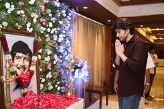 Mahesh Babu Holds Prayer Meet For His Father Superstar Krishna, Pays His Respects - See Pics