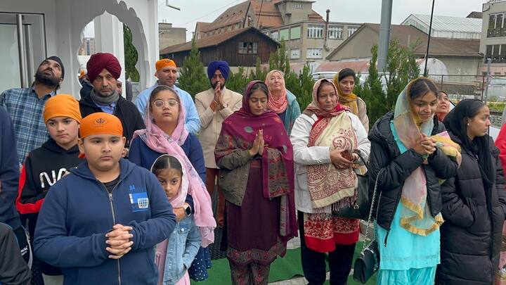 ਸਮਾਗਮ ਉਪਰੰਤ ਗੁਰੁ ਸਾਹਿਬ ਦੇ ਬਖਸ਼ੇ ਪਾਵਨ ਪਵਿੱਤਰ ਨਿਸ਼ਾਨ ਸਾਹਿਬ ਦੇ ਚੋਲਾ ਸਾਹਿਬ ਦੀ ਸਾਰੀ ਸੇਵਾ ਸੰਗਤ ਦੀ ਨਿਗਰਾਨੀ ਹੇਠ ਸਾਰੇ ਬੱਚਿਆਂ ਨੇ ਸਰਦੀ ਅਤੇ ਮੀਂਹ ਵਿੱਚ ਬੜੇ ਉਤਸਾਹ ਨਾਲ ਸਿੱਖ ਰਹਿਤ ਮਰਿਯਾਦਾ ਅਨੁਸਾਰ ਨਿਭਾਈ।