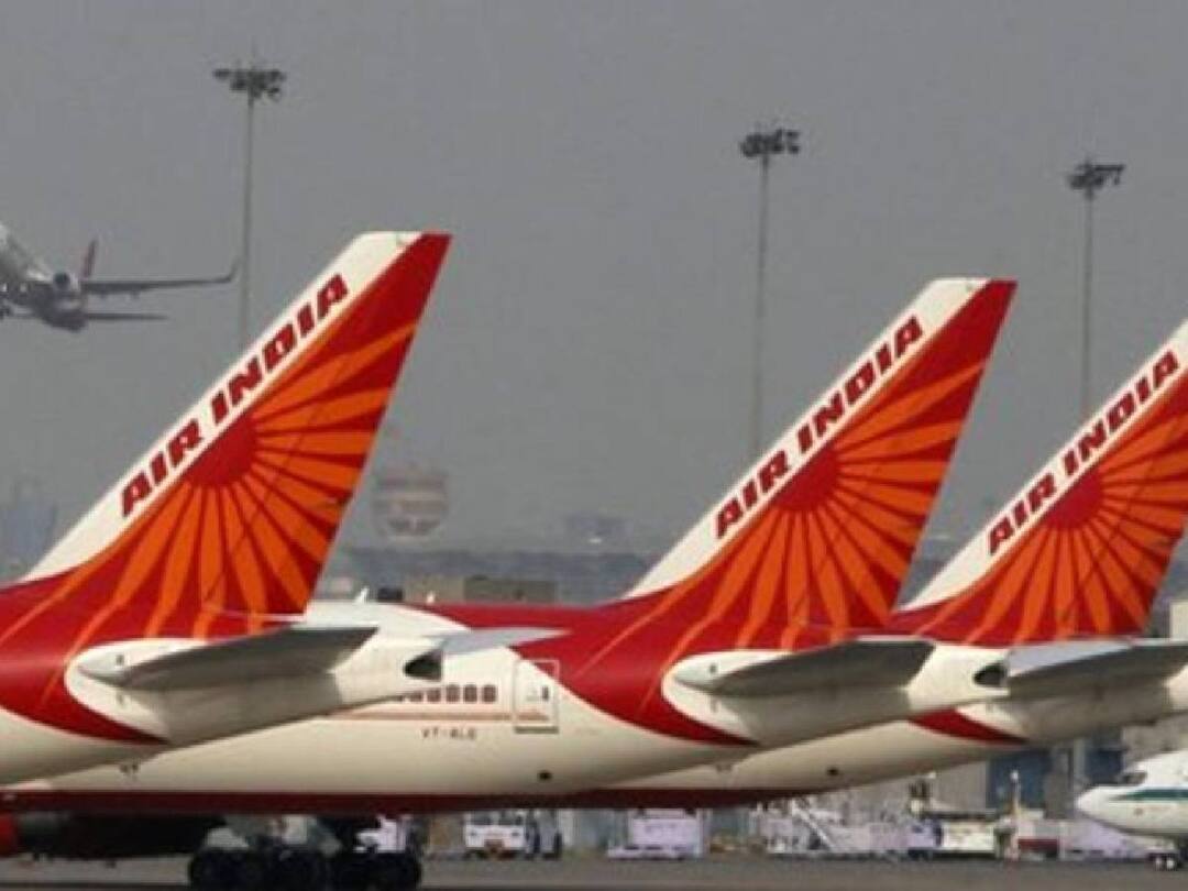 TATA To Merge Airline Services: வாவ்.. 4 விமான சேவைகளை ஒருங்கிணைக்கும் முயற்சியில் டாடா.. சாத்தியமாகுமா?