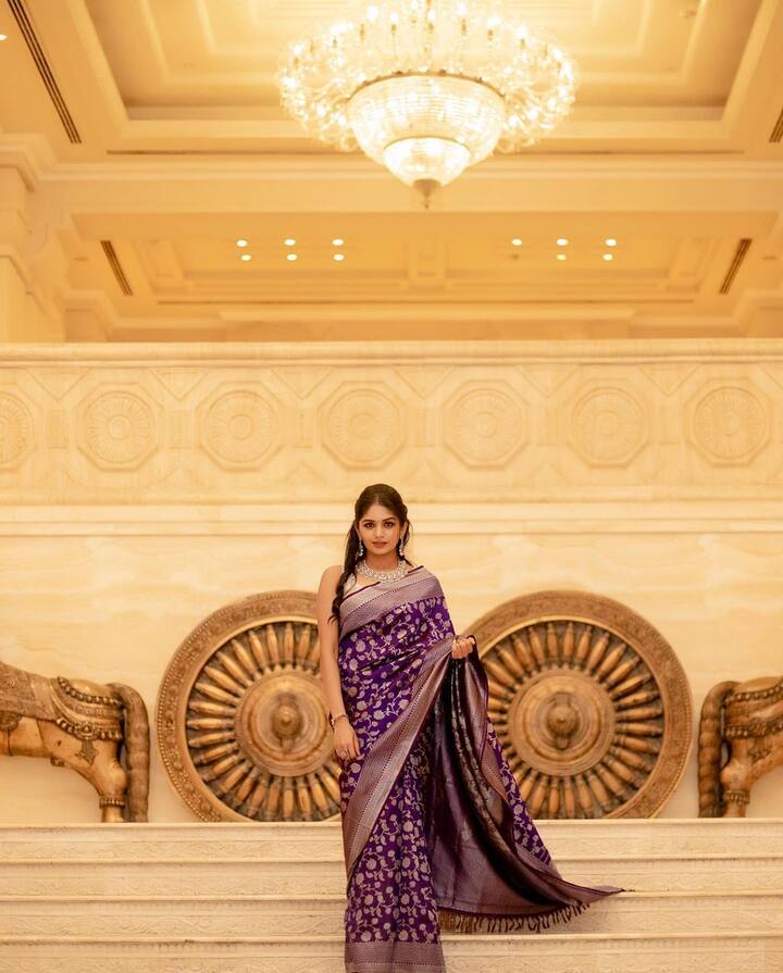 மழையே.. மனம் உன்னாலே பூப் பூக்குதே!