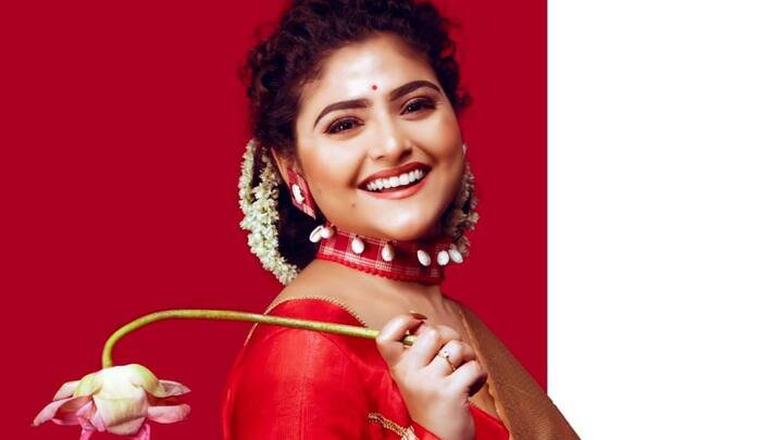 শহর জুড়ে শুধু একটাই প্রার্থনা, জিতে যাক ঐন্দ্রিলা। ইচ্ছাশক্তির যে জয় হয়, আগেও দেখেছে সারা দেশ। কারণ অভিনেত্রী ঐন্দ্রিলা শর্মাকে ফের রাখা হয়েছে ভেন্টিলেশনে।