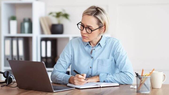 ਕੋਰੋਨਾ ਦੇ ਕਾਰਨ, ਲੋਕ ਲੰਬੇ ਸਮੇਂ ਤੋਂ ਘਰ ਤੋਂ ਕੰਮ ਕਰ ਰਹੇ ਹਨ, ਪਰ ਹੁਣ ਜਿਵੇਂ-ਜਿਵੇਂ ਕੋਰੋਨਾ ਦਾ ਪਰਛਾਵਾਂ ਹੌਲੀ-ਹੌਲੀ ਗਾਇਬ ਹੋ ਰਿਹਾ ਹੈ, ਸੰਸਥਾਵਾਂ ਵੀ ਖੁੱਲ੍ਹਣ ਲੱਗੀਆਂ ਹਨ।