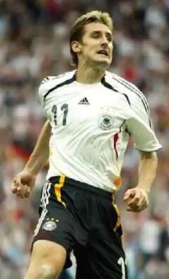 ਮਿਰੋਸਲਾਵ ਕਲੋਜ਼ ਨੇ ਸਭ ਤੋਂ ਵੱਧ ਕੀਤੇ ਗੋਲ, ਇਹ ਦਿੱਗਜ ਖਿਡਾਰੀ ਟਾਪ-5 'ਚ ਸ਼ਾਮਲ