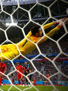 இந்த உலகக் கோப்பையை கலக்கவுள்ள டாப் 10 கோல் கீப்பர்கள் இவர்கள் தான்..!