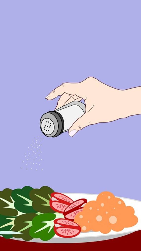 কম নুন খেলে কী হবে?