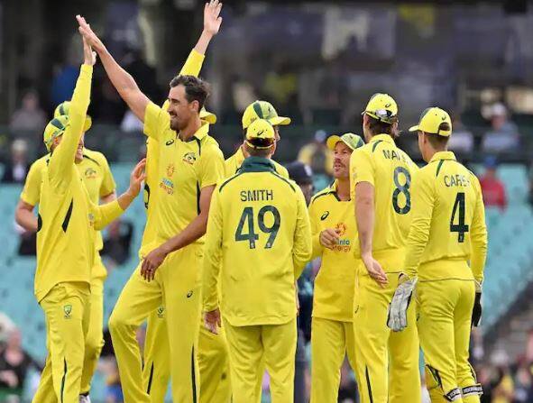 Australia beat england in second odi to win series steve smith played brilliant inning AUS vs ENG: બીજી વનડેમાં ઈંગ્લેન્ડને હરાવી ઓસ્ટ્રેલિયાએ સીરીઝ પર કર્યો કબજો, સ્મિથની શાનદાર ઈનિંગ