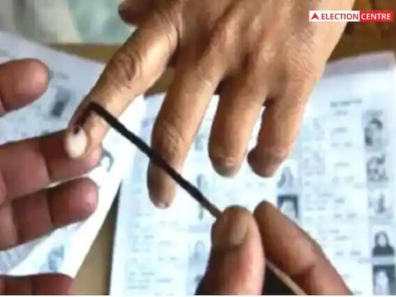 ગુજરાત વિધાનસભામાં જામનગર બેઠક ખુબ મહત્વપૂર્ણ છે. આ વિધાનસભા ક્ષેત્રમા કુલ 15 ટકા મુસ્લિમ વસ્તી છે. આ વખતે જામનગર નૉર્થથી જાણીતી ક્રિકેટર રવીન્દ્ર જાડેજાની પત્ની રિવાબા જાડેજા ચૂંટણી મેદાનમાં છે. આ જિલ્લામાં કુલ 5 વિધાનસભા બેઠકો આવે છે. જામનગર નૉર્થ બેઠક પર બીજેપીએ 2017માં જીત નોંધાવી હતી.