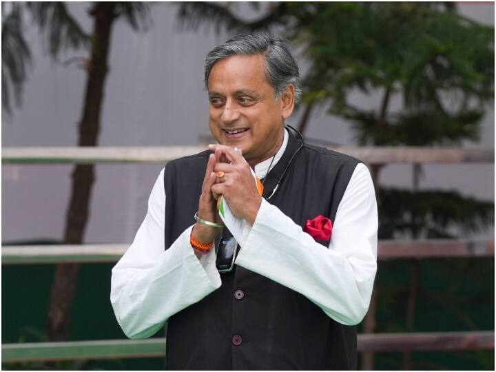 ABP C Voter Survey: स्टार प्रचारकों की लिस्ट में थरूर को शामिल न कर कांग्रेस ने अध्यक्ष चुनाव लड़ने की सजा दी? सामने आए चौंकाने वाले नतीजे ABP News C-Voter Survey on Shashi Tharoor's name is not in the list of Congress's star campaigners in gujarat ABP C Voter Survey: स्टार प्रचारकों की लिस्ट में थरूर को शामिल न कर कांग्रेस ने अध्यक्ष चुनाव लड़ने की सजा दी? सामने आए चौंकाने वाले नतीजे