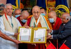 'पीस ऑफ माइंड काफी अहम', पहले गांधी-मंडेला शांति पुरस्कार से सम्मानित होने के बाद बोले दलाई लामा