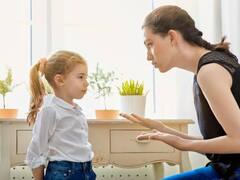 Parenting Tips: अगर बच्चे को बनाना है कॉन्फिडेंट तो कभी भी ये काम करने से ना रोकें