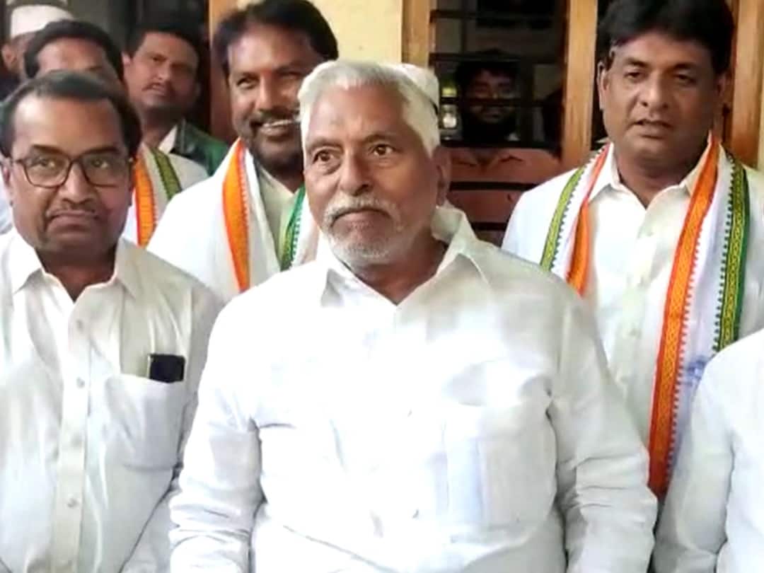 Congress MLC Jeevan Reddy sensational comments againt TRS MLC Kavitha టీఆర్ఎస్ ఎమ్మెల్యేలే కవితను ఓడగొట్టారు, కారణం చెప్పిన కాంగ్రెస్ నేత జీవన్ రెడ్డి !