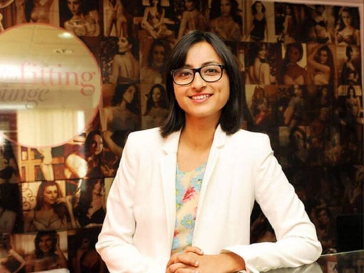 Richa Kar, founder of Zivame, started this venture after realising that women who buy lingerie online needed assistance and that there was no company to provide it. Yes, she did encounter a number of hurdles, t he primary one being, the social taboo with lingerie, but she persevered despite it all. Everything from integrating a payment method to finding office space proved to be a monumental endeavour. She is currently motivated by the drive to abolish the taboos around intimate clothing and she believes that with lingerie, the fit is the most important. (Image Source: Instagram)