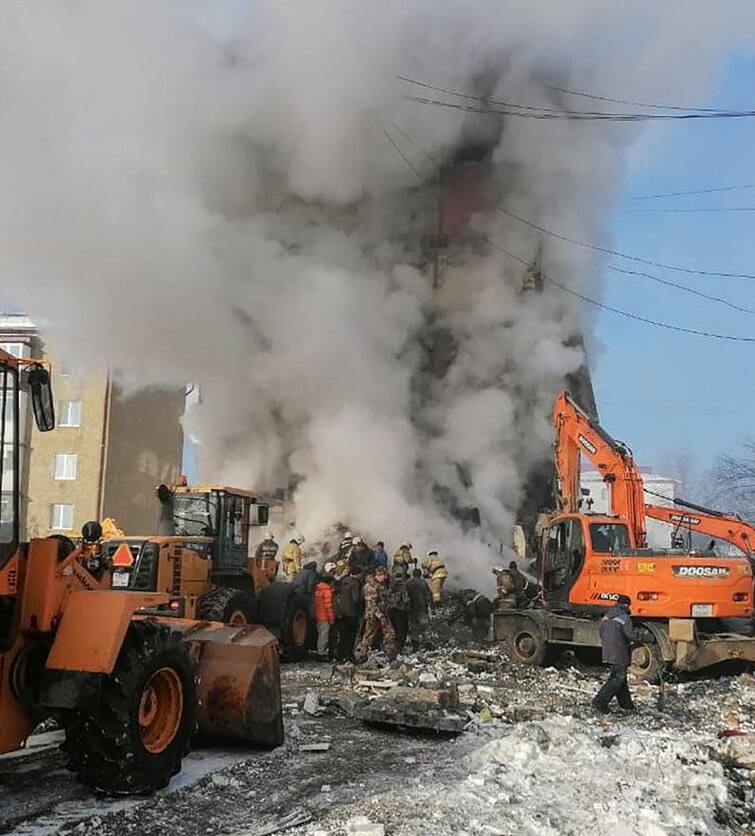 kids dead gas cylinder explosion Russia Sakhalin island 4 Kids Among 9 Dead In Cylinder Explosion On Russia's Sakhalin Island