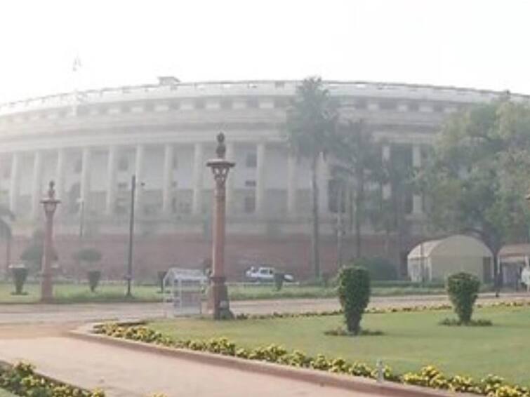 Winter session of Parliament from December 7  Union Parliamentary Affairs Minister Pralhad Joshi said Parliament Winter session: மொத்தம் 17 அமர்வுகள்.. டிசம்பர்-7-இல் நாடாளுமன்ற குளிர்கால கூட்டத்தொடர் தொடக்கம்..