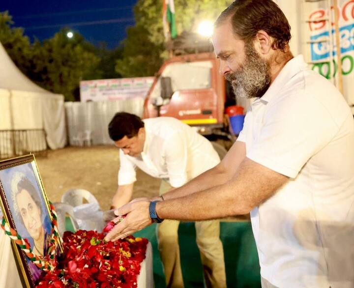 Indira Gandhi: દેશના પ્રથમ મહિલા વડાપ્રધાન શ્રીમતી ઇન્દિરા ગાંધીનો જન્મ 19 નવેમ્બર 1917ના રોજ થયો હતો, આ વર્ષે 2022માં તેમની 105મી જન્મજયંતિ 19 નવેમ્બરે ઉજવવામાં આવી રહી છે.