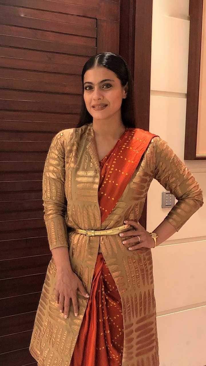 ગોલ્ડન જેકેટ આપ મરૂન, કોફી, ડાર્ક કલરની સાડી સાથે કેરી કરી શકો છો.