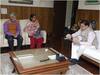 Chhawla Gangrape Case: सीएम धामी ने छावला गैंगरेप केस के पीड़ित परिवार से की मुलाकात, न्याय का दिलाया भरोसा