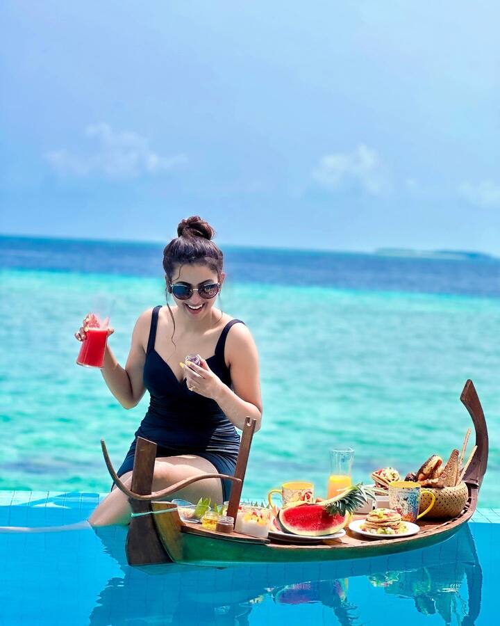 ‘వాటెంట్ పండుగాడ్‘ సినిమాతో వెండి తెరకు హీరోయిన్ గా పరిచయం అయ్యింది దీపిక పిల్లి. Photo Credit: Deepika Pilli/Instagram