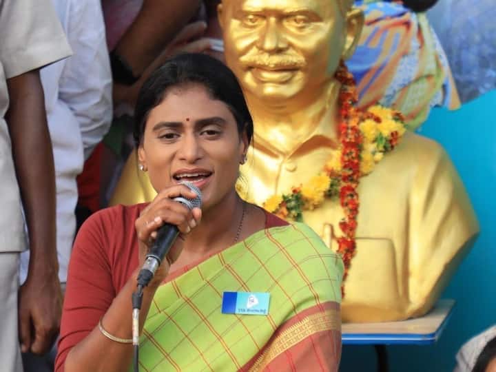 YSRTP Chief YS Sharmila criticises cm KCR over Development of Telangana DNN YS Sharmila: బంగారు తెలంగాణ అని చెప్పి, బీర్ల తెలంగాణ, బార్ల తెలంగాణ: వైఎస్‌ షర్మిల ఫైర్