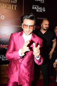 దుబాయ్ లో బాలీవుడ్ తారల సందడి- అట్టహాసంగా ఫిల్మ్‌ఫేర్ ఈవెంట్