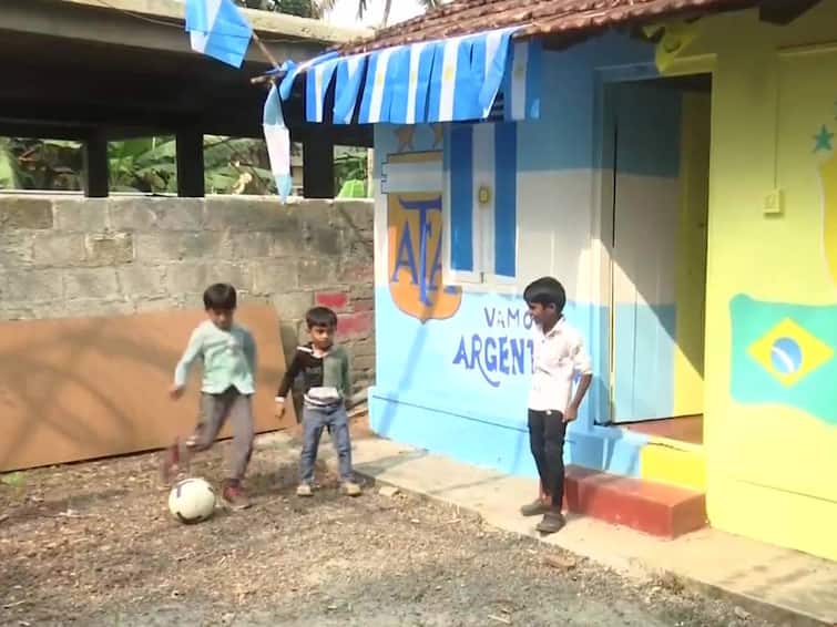 17 Football Fans Collectively Buy Rs 23-Lakh Worth House To Celebrate FIFA World Cup 2022 FIFA WC 2022: உலகக்கோப்பை கால்பந்தை ரசிக்க 23 லட்சத்தில் வீடு..! கேரள ரசிகர்களின் வெறித்தனம்..