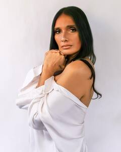 Anu Aggarwal Pics: एक एक्सीडेंट ने छीन लिया था स्टारडम, 53 साल की उम्र में भी फैशन में आगे रहती हैं 'आशिकी गर्ल'