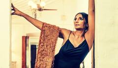 Anu Aggarwal Pics: एक एक्सीडेंट ने छीन लिया था स्टारडम, 53 साल की उम्र में भी फैशन में आगे रहती हैं 'आशिकी गर्ल'