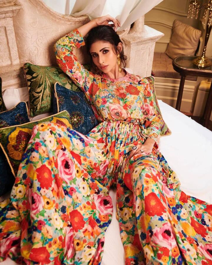 ઘરમાં એક મોટી બાલ્કની પણ છે. જ્યાંથી મુંબઈનો સુંદર નજારો દેખાય છે.