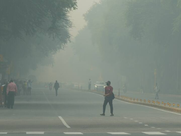 Delhi Air Quality Index Dips to Very Poor Today AQI Stands at 325 Record ANN Delhi AQI Update: दिल्ली में अभी भी हवा की हालत खराब, जानें- आज कितना दर्ज हुआ एक्यूआई