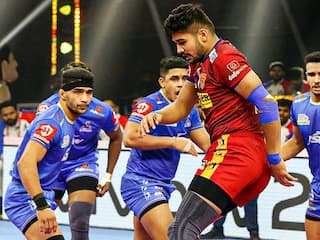 PKL 9: दबंग दिल्ली ने हरियाणा स्टीलर्स के खिलाफ हासिल की अहम जीत, नवीन कुमार का शानदार प्रदर्शन