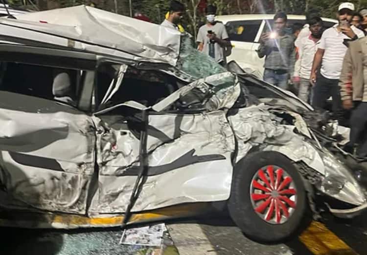 Pune-Bengaluru Highway: One after the other… 48 accidents occurred, relief work continues after the accident Pune-Bengaluru Highway: पुणे-बेंगलुरु हाईवे पर एक के बाद एक 48 गाड़ियां टकराईं, हादसे में कम से कम 30 लोग घायल