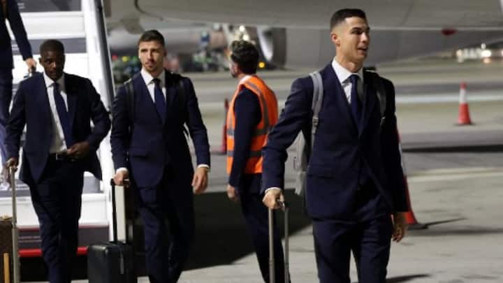 নিজের পঞ্চম বিশ্বকাপে অংশগ্রহণ করতে ইতিমধ্যেই কাতারে পৌঁছে গিয়েছেন ক্রিশ্চিয়ানো রোনাল্ডো। সম্ভবত তাঁর শেষ বিশ্বকাপে দলকে জেতাতে মরিয়া হয়ে মাঠে নামবেন 'সিআর৭'।