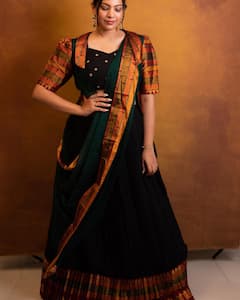 GeethaMadhuri: చీరలో హొయలుపోతున్న సింగర్ గీతా మాధురి!