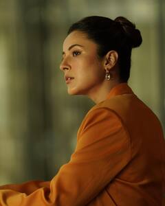 PHOTO : बोल्ड, ग्लॅमरस आणि क्लासी; शहनाज गिल फोटोत दिसतेय सेक्सी..