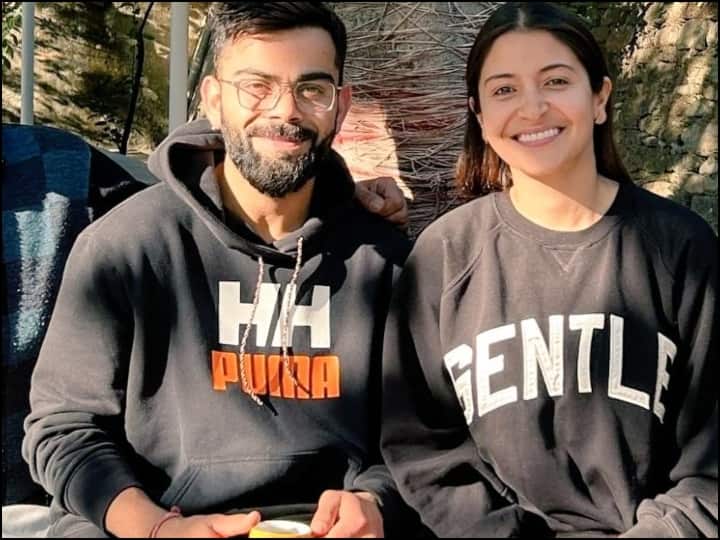 कपल ने बेटी वामिका के साथ कैंची धाम के दर्शन किए और बाबा का आशीर्वाद लिया, विराट और अनुष्का से पहले भी कई ग्लोबल स्टार्स नीम करोली बाबा के मंदिर जा चुके हैं.