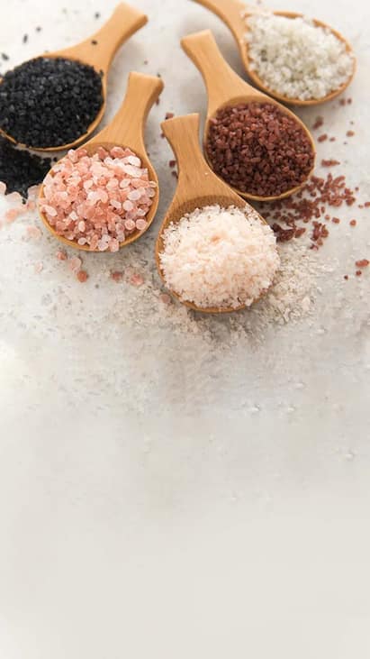 5 Hacks To Reduce Excess Salt In Food Reduce Excess Salt : உங்க சாப்பாட்டுல உப்பை அதிகமா போட்டுட்டீங்களா? கவலையே வேண்டாம்.. இப்படி குறைக்கலாம்..